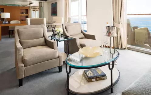 Regent Seven Seas VOYAGER Grand Suite 0
